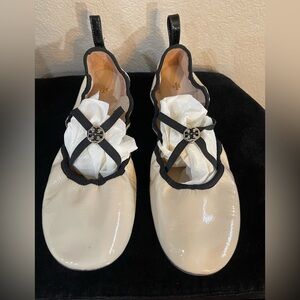 Tory Burch soft scrunch Cream Patent Flats with Black trim crisscross straps